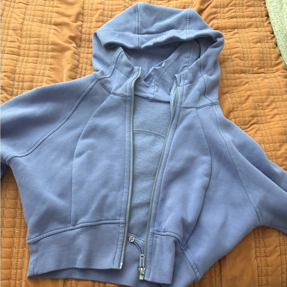 Dark lavender lululemon cropped full zipped scuba